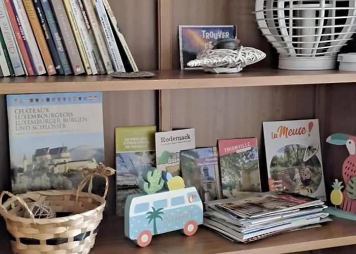 L'etoile Du Matin Oda ve Kahvaltı *